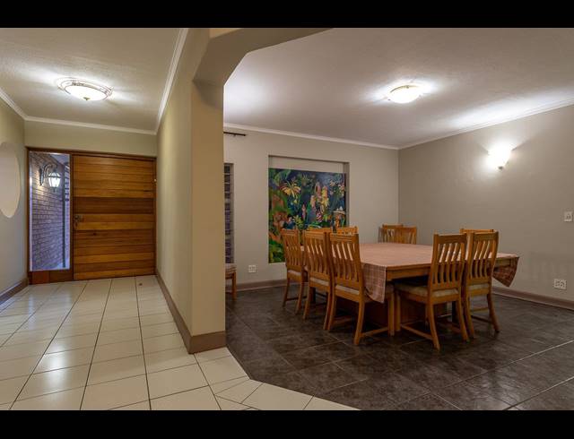 6 BEDROOM HOUSE SOLD IN MEYERSDAL